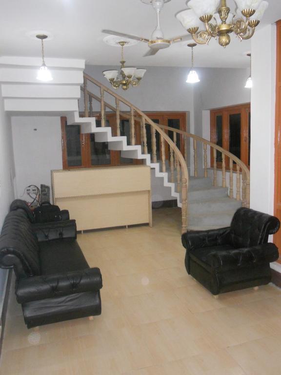 Hotel Royale Jannat Srīnagar Rum bild